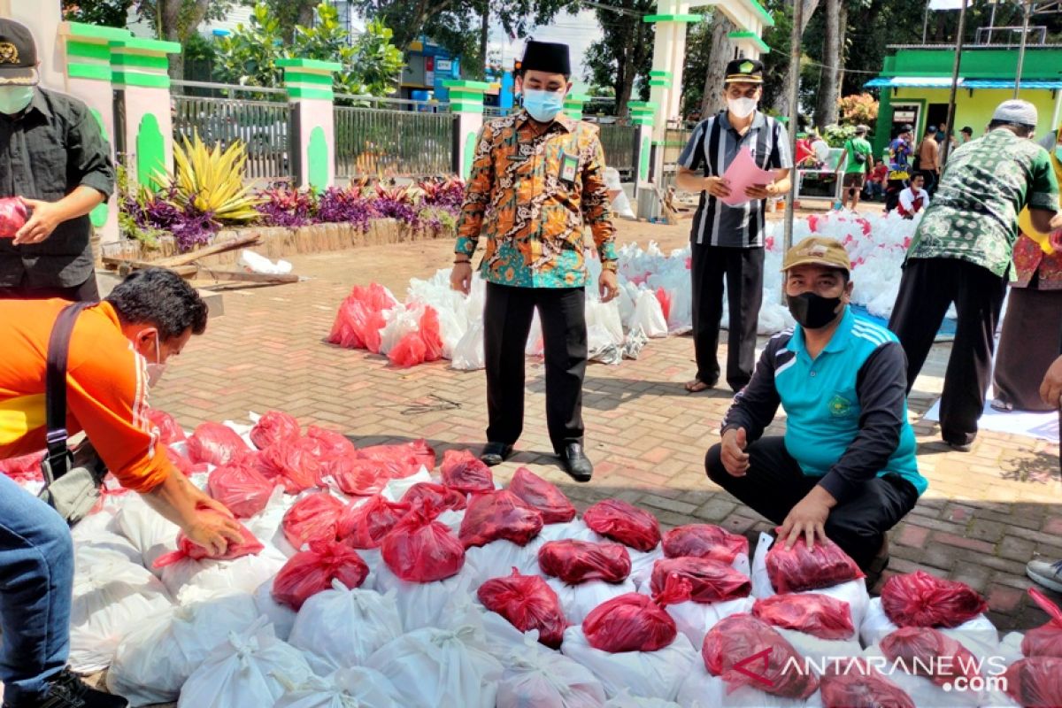 Indonesia sacrifices 1.8 million animals for Eid al-Adha