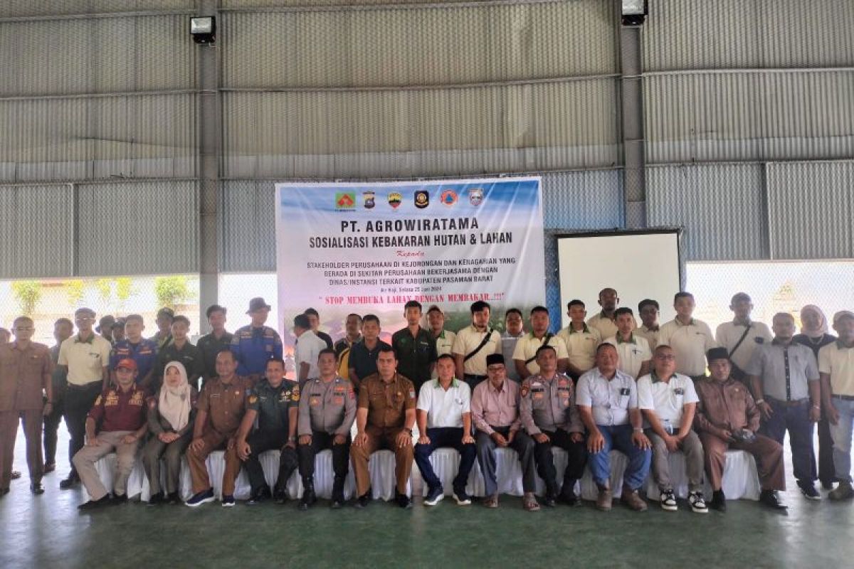 PT Agrowiratama Pasaman Barat sosialisasikan bahaya kebakaran hutan