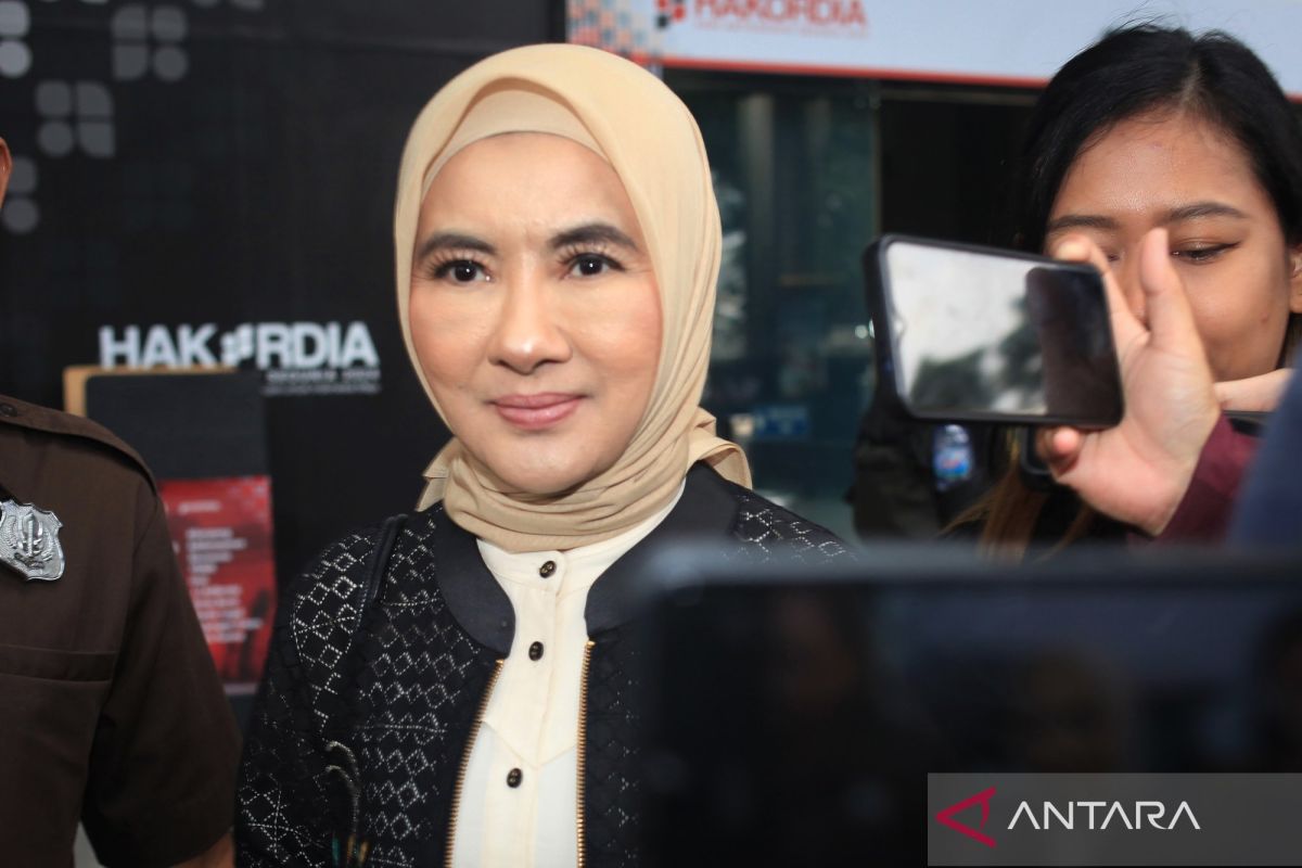 Kejagung memeriksa Nicke Widyawati terkait kasus minyak mentah