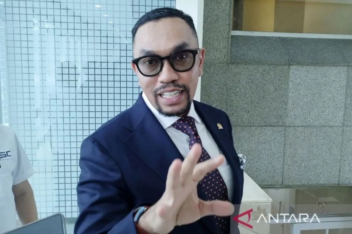 Komisi III menyebut DPR tak bisa tutupi pembahasan revisi UU Polri