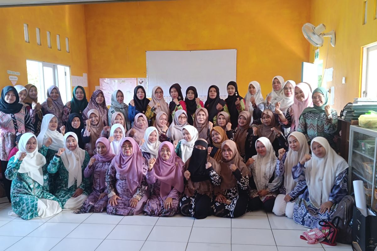 Guru PAUD binaan Adaro ikuti pelatihan PHBK
