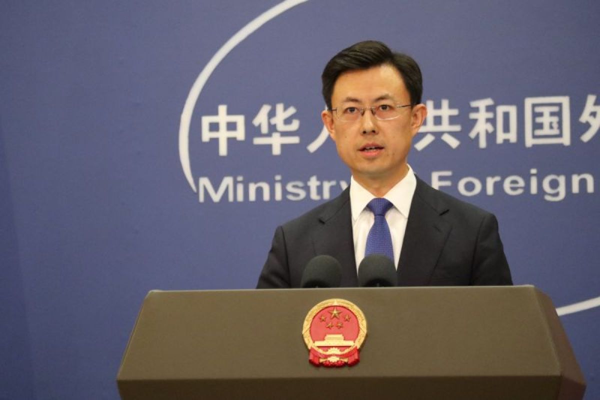 Warga China mulai dievakuasi dari Iran