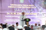 Bupati Tanah Bumbu dr. Zairullah Azhar bersilaturahmi sekaligus berpamitan dengan seluruh Aparatur Sipil Negara (ASN) dan seluruh staf untuk mengakhiri masa bakti periode 2021-2025 di Batulicin, Rabu (19/2/2025). ANTARA/Sujud Mariono