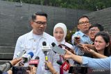 Ridwan Kamil membantah kabar perselingkuhan dengan wanita berinisial LM