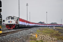 Pemecahan rekor MURI pemasangan bendera merah putih terbanyak Page 1 Small